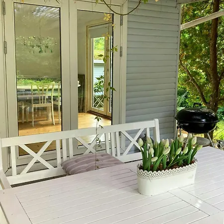Idyllic Forest House With Pastel Colors Σπίτι διακοπών Hornbæk